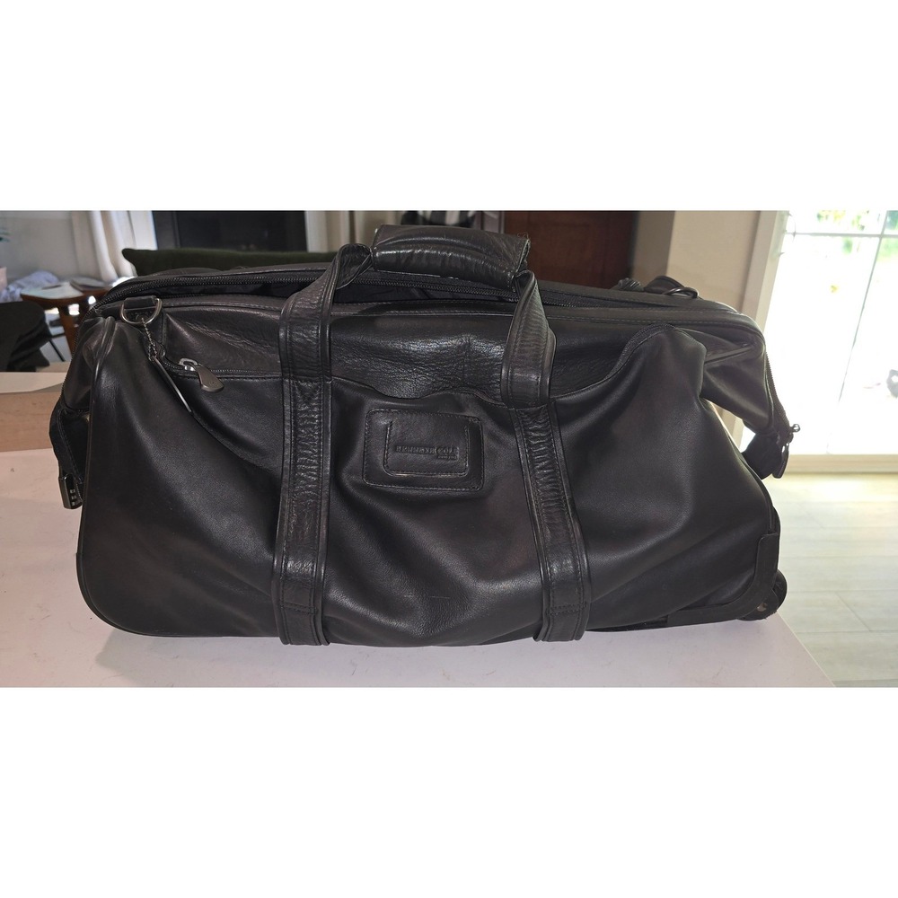 Kenneth Cole New York Black Leather Rolling Duffel Bag Travel Luggage Carry On